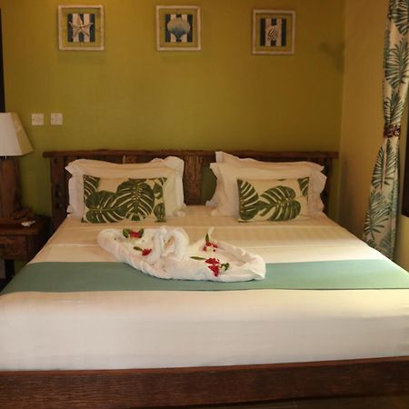 Anse Severe Beach Villas La Digue Exterior photo